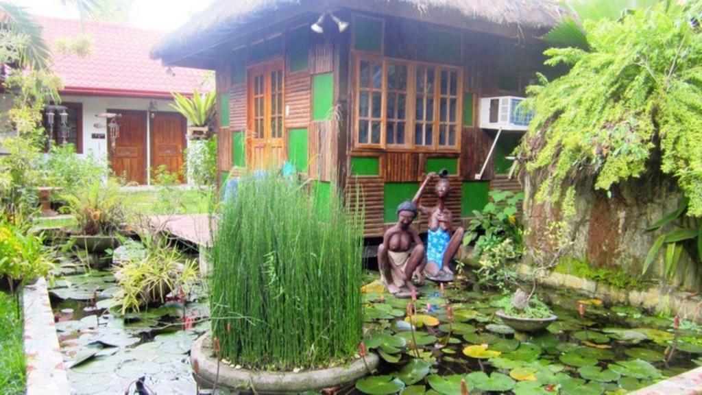The Lotus Garden Acomodação com café da manhã Puerto Princesa Exterior foto