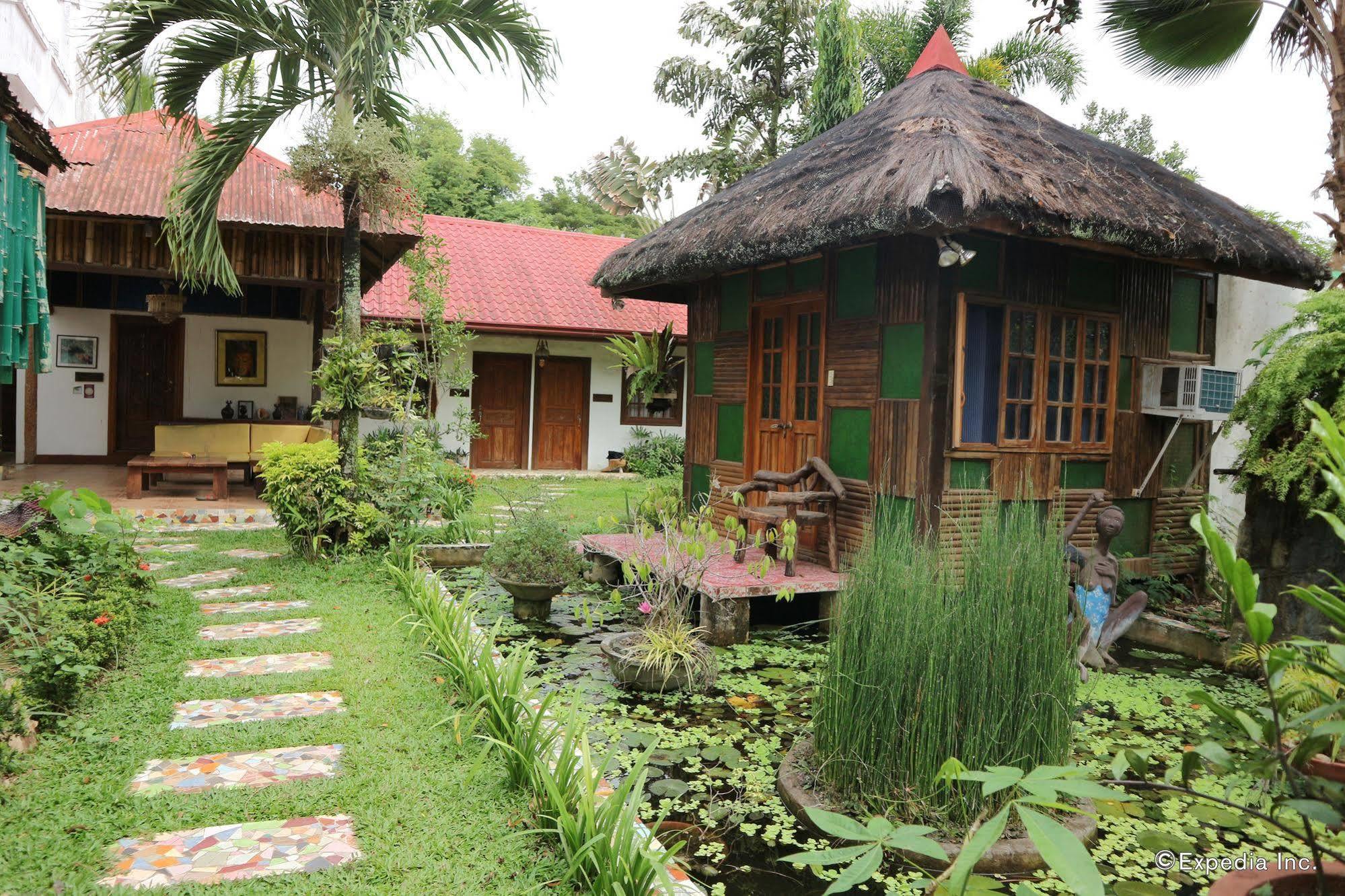 The Lotus Garden Acomodação com café da manhã Puerto Princesa Exterior foto
