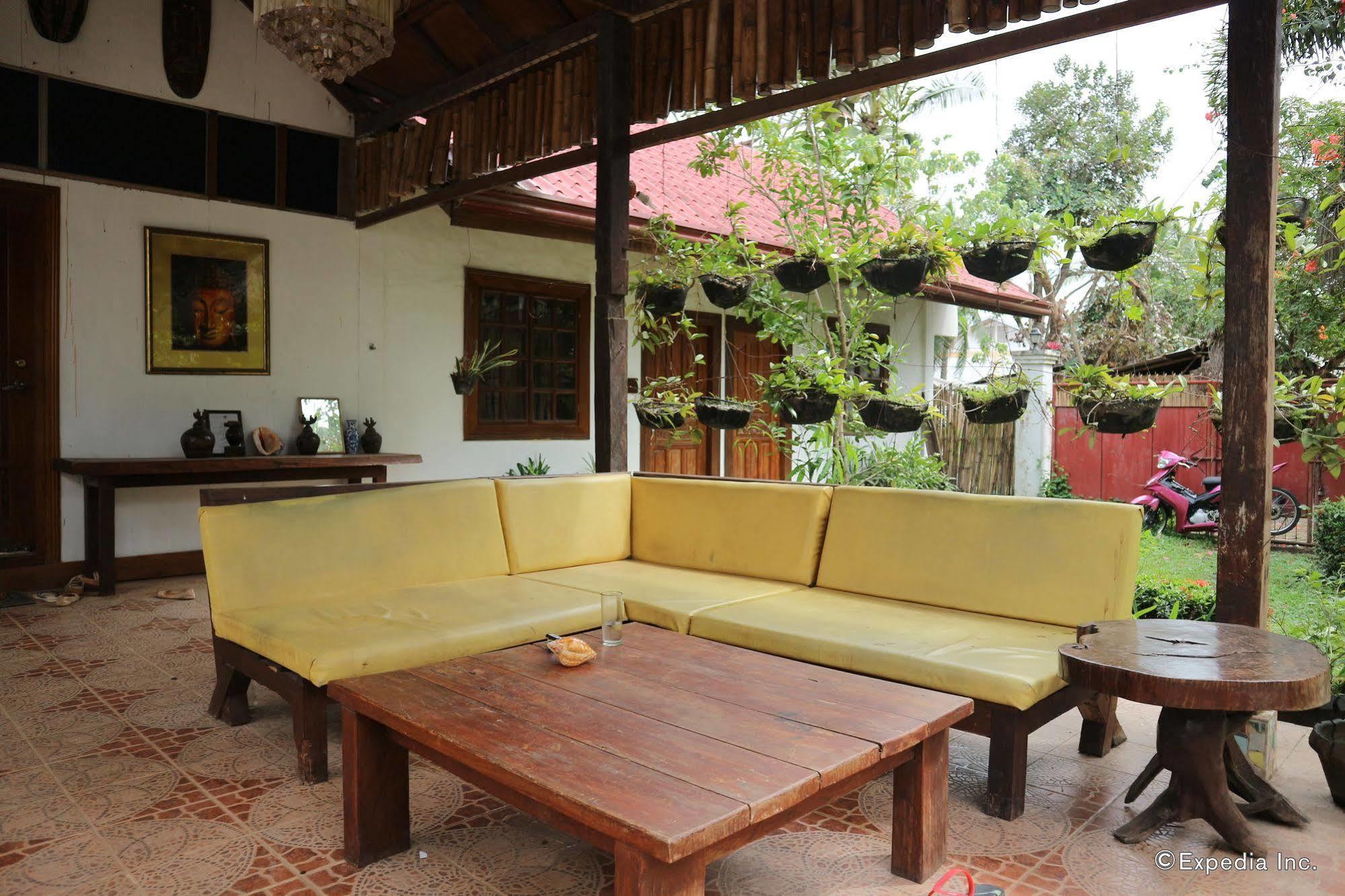 The Lotus Garden Acomodação com café da manhã Puerto Princesa Exterior foto